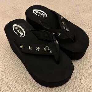 Deadstock Soda Platforms